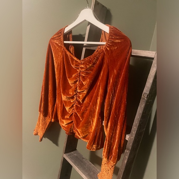 Amber Skies Rust Velvet Boho Top - Picture 3 of 8